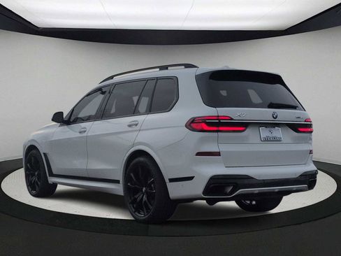 Certified 2023 BMW X7 xDrive40i w/ Executive Package image 6