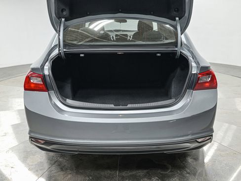 Used 2023 Chevrolet Malibu LS image 7