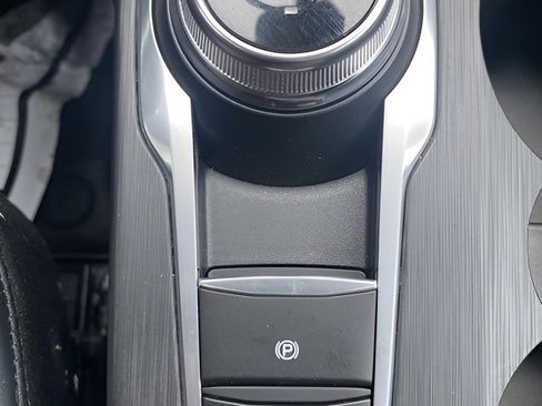 Certified 2023 Ford Escape ST-Line w/ Tech Pack #1 image 24