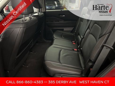 Certified 2022 Nissan Pathfinder SL image 33