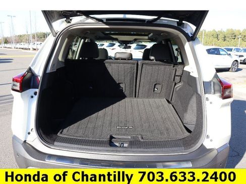 Used 2023 Nissan Rogue SV w/ SV Premium B Package image 29