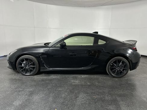 Used 2023 Toyota GR86 Premium w/ ALL Weather Mat Package (TMS) RWD image 5