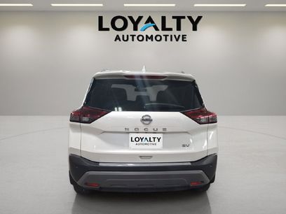 Used 2021 Nissan Rogue SV w/ Premium Package