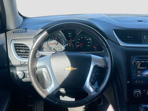 Used 2017 Chevrolet Traverse LT image 11