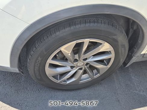 Used 2016 Nissan Rogue SL w/ SL Premium Package FWD image 7