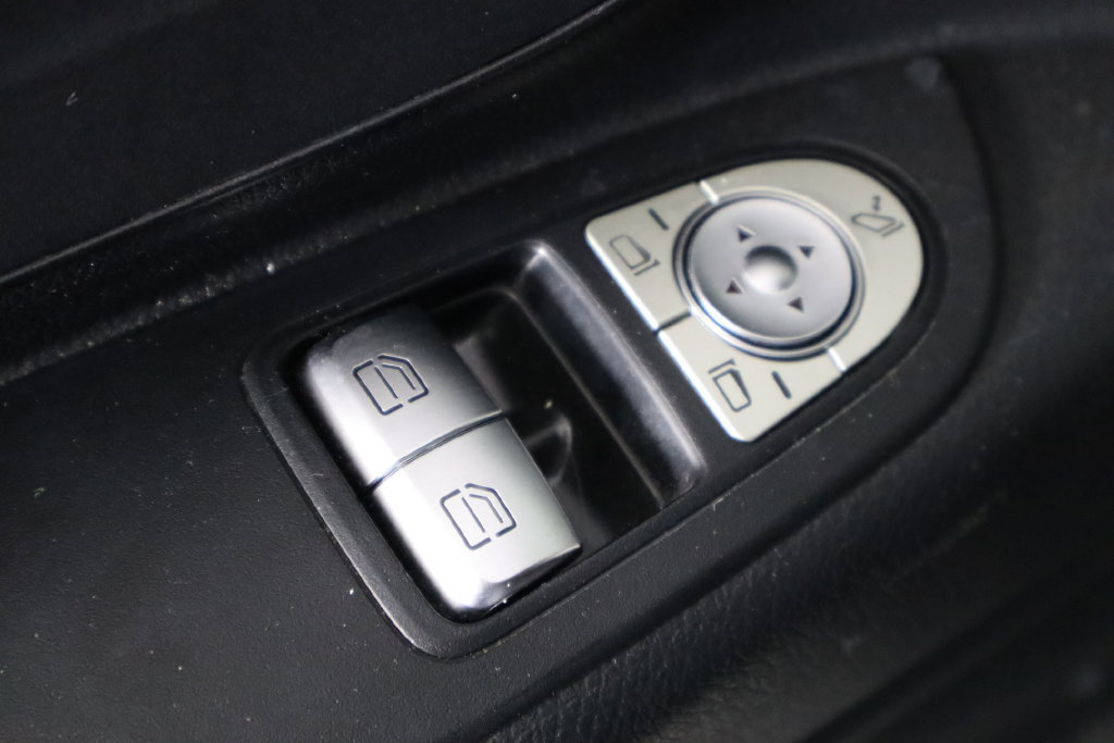 Used 2018 Mercedes-Benz Metris image 13