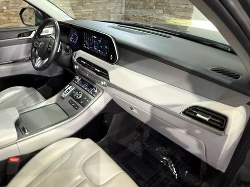 Used 2021 Hyundai Palisade SEL w/ Premium Package AWD/4WD image 32