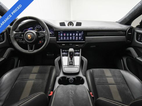 Used 2023 Porsche Cayenne Turbo GT image 13