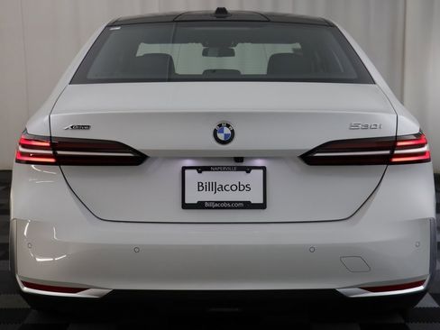 New 2026 BMW 530i xDrive image 15