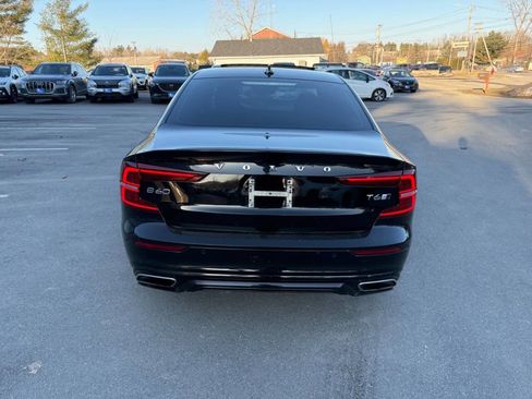 Used 2020 Volvo S60 T6 R-Design image 7