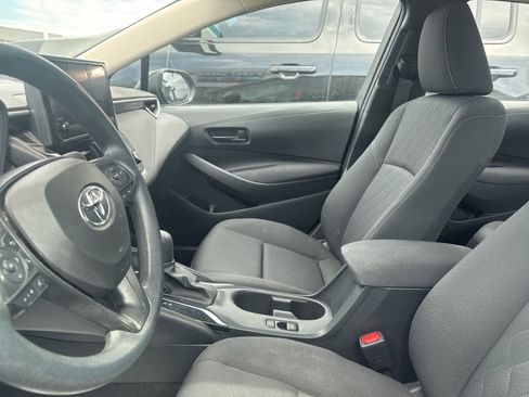 Used 2024 Toyota Corolla LE FWD image 32