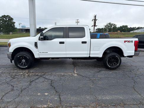 Used 2019 Ford F250 XL w/ Power Equipment Group AWD/4WD image 6