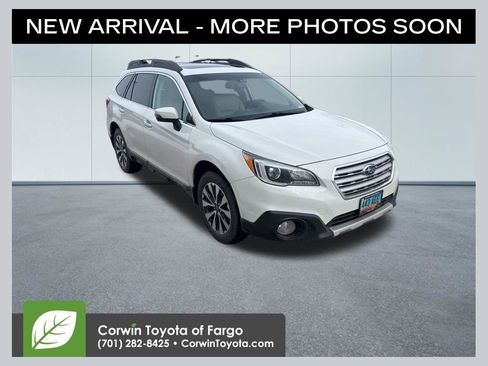 Used 2016 Subaru Outback 2.5i Limited image 1
