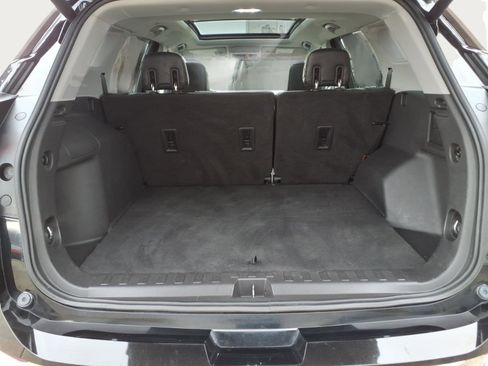 Used 2019 GMC Terrain SLT w/ Preferred Package image 16