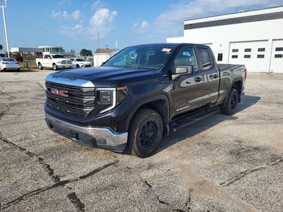 Used 2023 GMC Sierra 1500 Pro w/ Pro Value Package