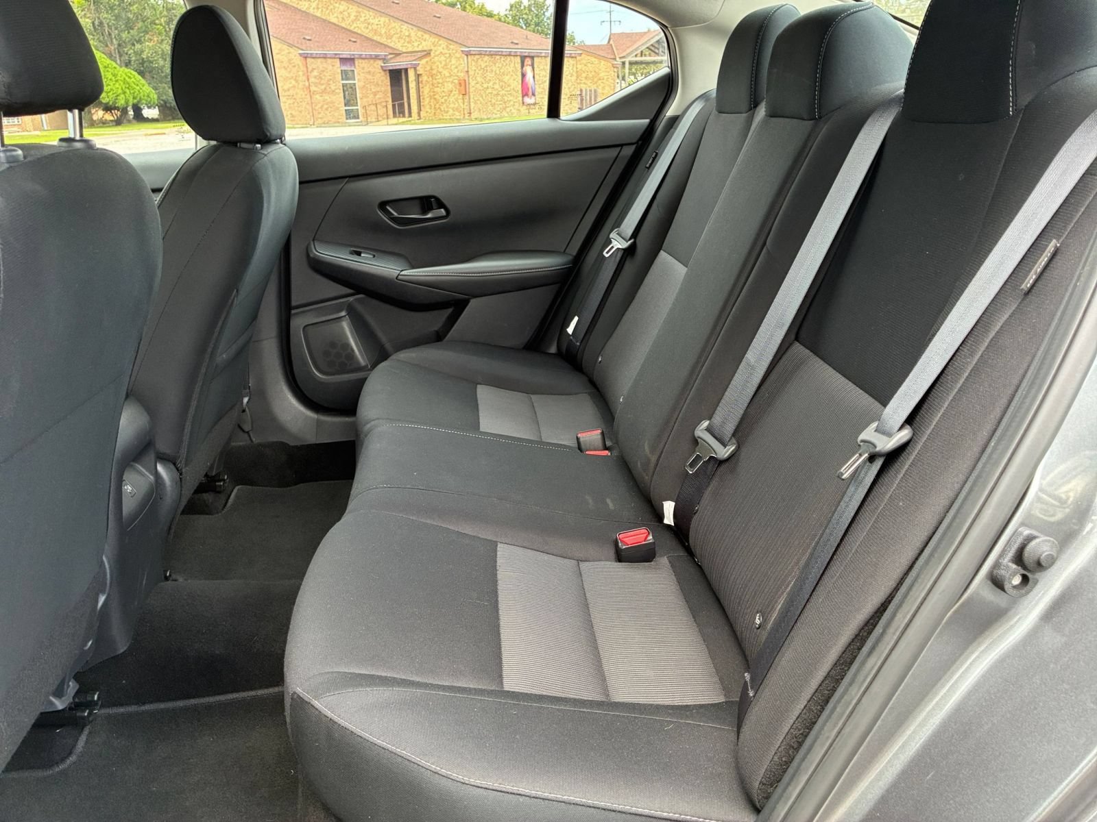 Used 2025 Nissan Sentra SV FWD image 22