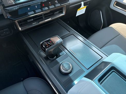 New 2025 GMC Hummer EV 2X w/ LPO, Dark Essentials Package image 37