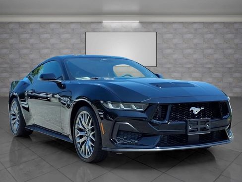 Used 2024 Ford Mustang GT Premium RWD image 1