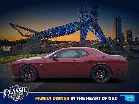 Used 2020 Dodge Challenger SRT Hellcat RWD image 4