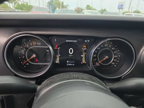Used 2022 Jeep Wrangler Sport AWD/4WD image 7