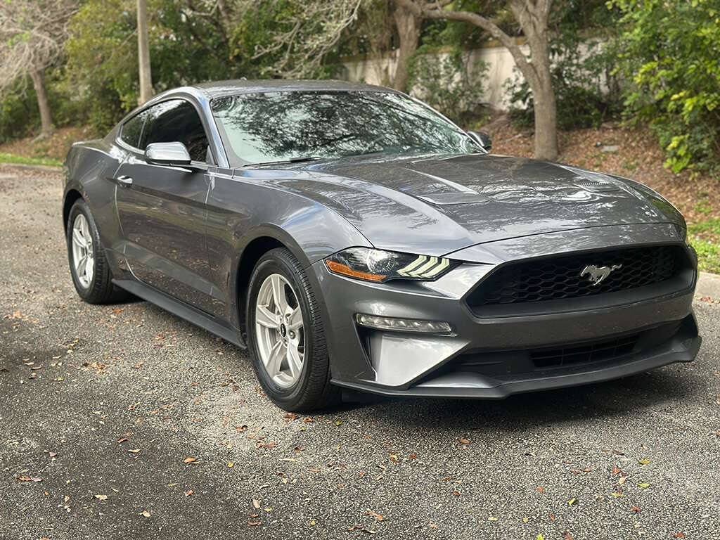 Used 2021 Ford Mustang Coupe RWD image 2