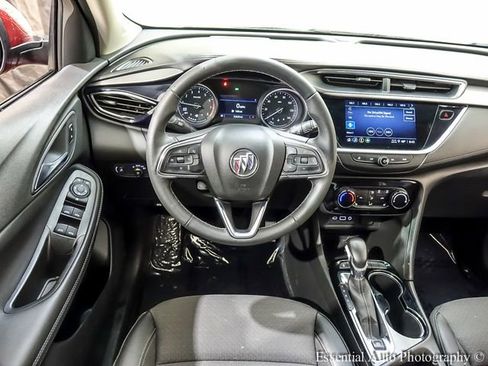 Used 2023 Buick Encore GX Preferred w/ Cold Weather Comfort Package FWD image 3