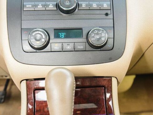 Used 2006 Buick Lucerne CXL w/ Luxury Package image 14