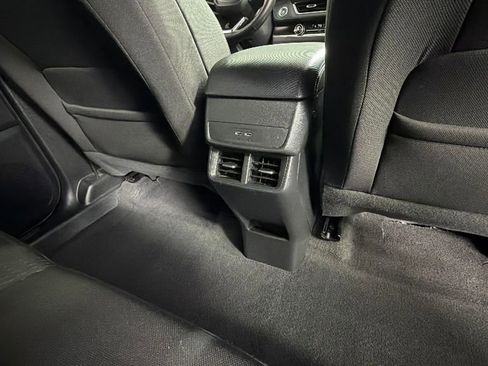 Certified 2025 Chevrolet Equinox LT w/ Safety and Technology Package FWD image 30