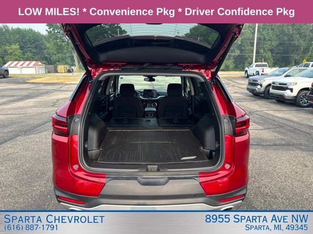 Used 2024 Chevrolet Blazer LT w/ Convenience Package FWD image 30