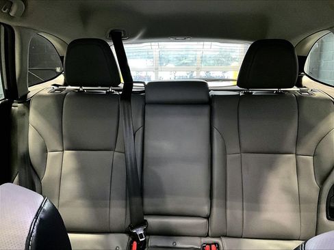 Used 2023 Subaru Outback Limited image 16