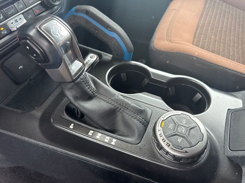 Used 2023 Ford Bronco Outer Banks image 19