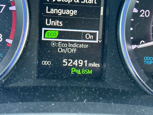 Used 2019 Toyota Highlander Limited Platinum AWD/4WD image 4