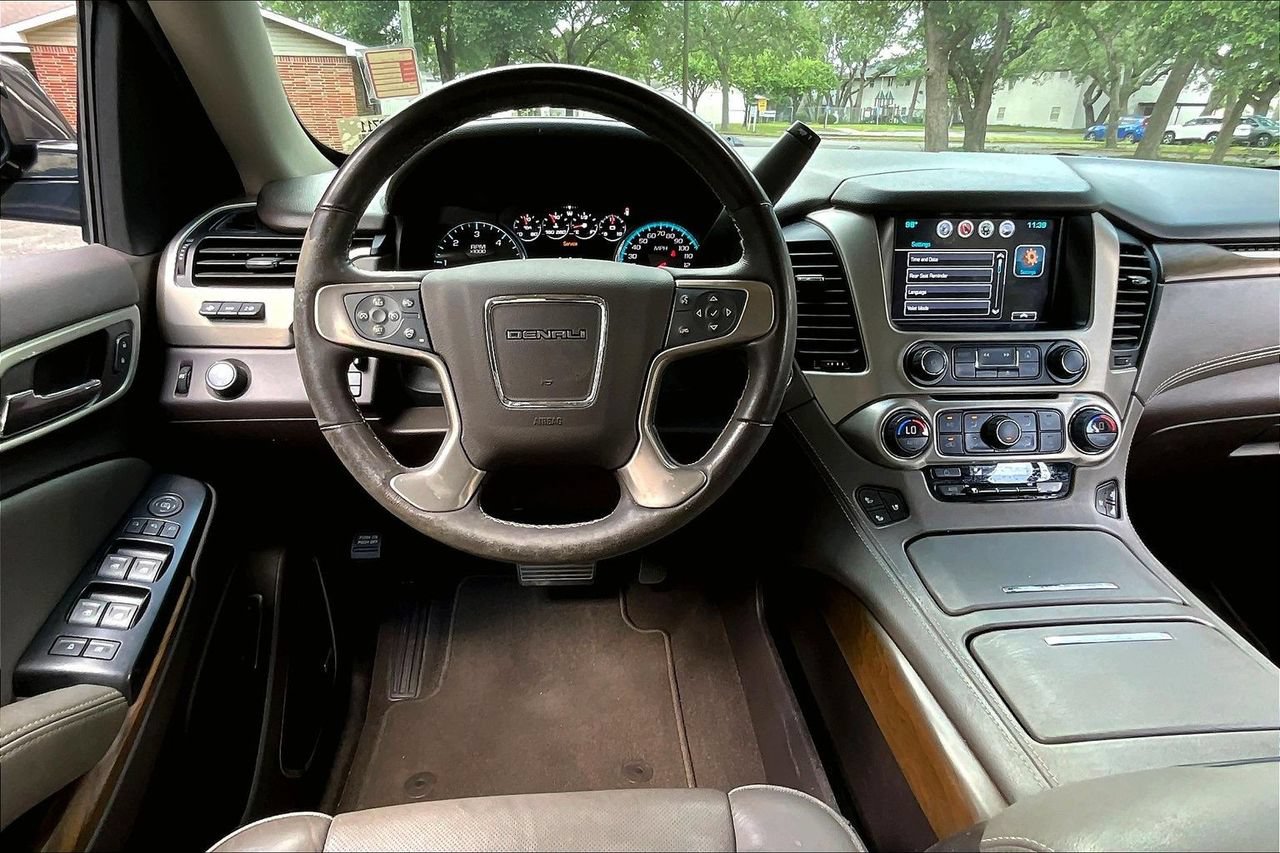 Used 2020 GMC Yukon Denali RWD image 8