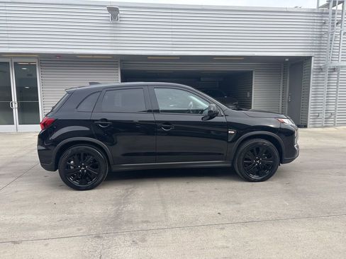 Used 2025 Mitsubishi Outlander Sport ES image 4