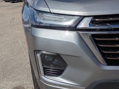 Used 2023 Chevrolet Traverse High Country image 10