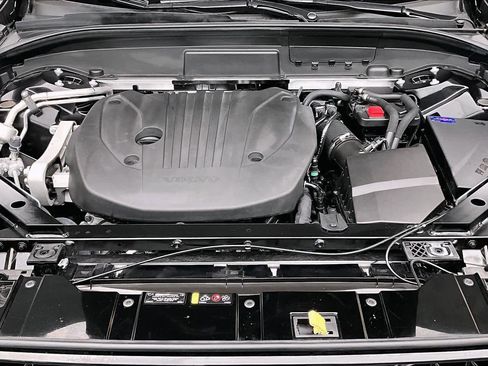 Used 2024 Volvo XC60 B5 Plus w/ Protection Package Premier image 29