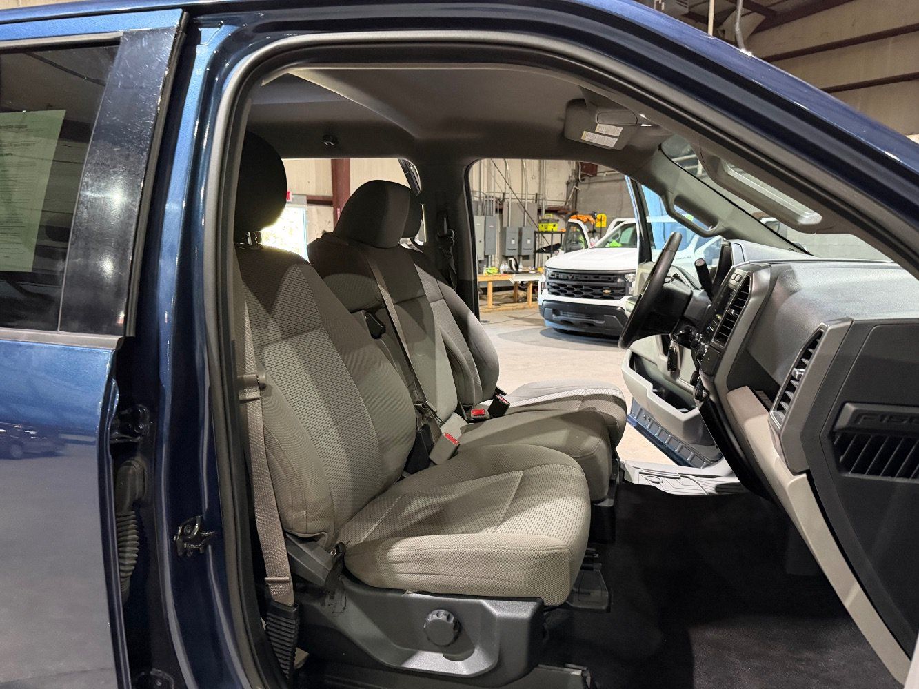 Used 2017 Ford F150 XLT w/ Equipment Group 301A Mid AWD/4WD image 26