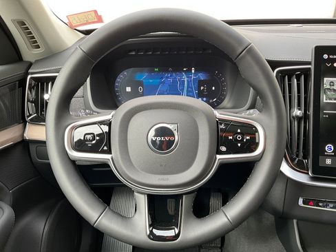 New 2026 Volvo XC90 B6 Plus w/ Protection Package image 15