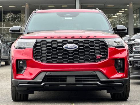 New 2026 Ford Explorer ST w/ Sun And Sound Package image 3