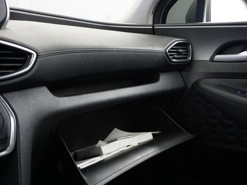 Used 2019 Hyundai Santa Fe SE image 36