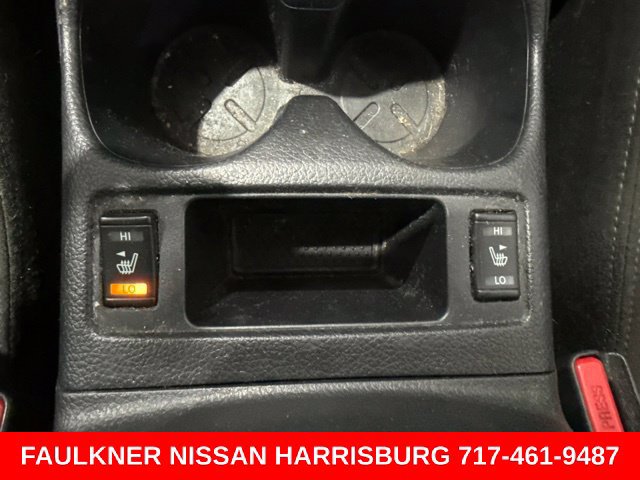 Used 2016 Nissan Rogue SV w/ SV Premium Package AWD/4WD image 17
