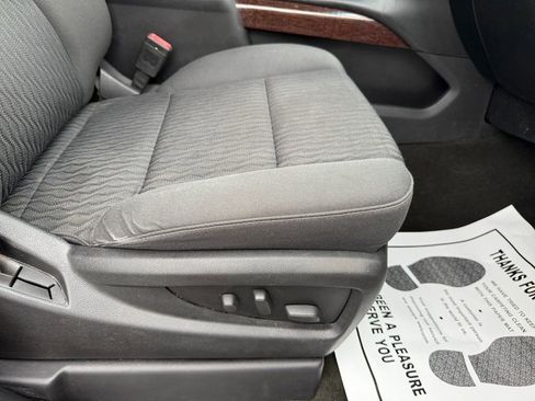 Used 2016 GMC Yukon SLE image 19