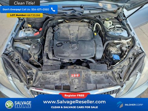 Used 2013 Mercedes-Benz E 350 4MATIC Sedan image 15