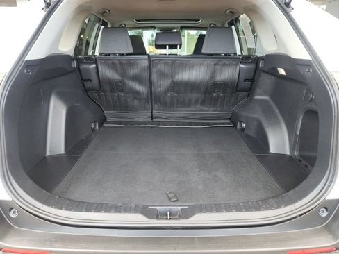 Certified 2022 Toyota RAV4 XLE w/ Convenience Package AWD/4WD image 22