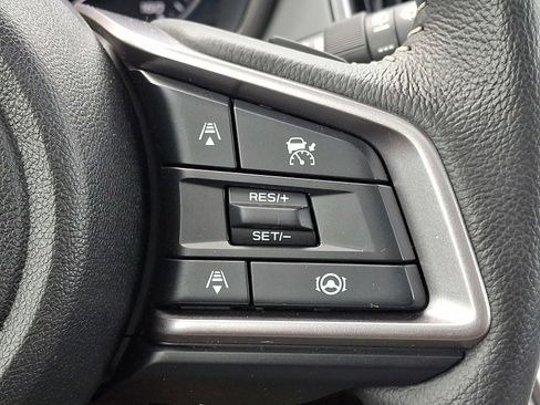 Certified 2025 Subaru Outback Limited image 22