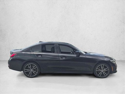 Used 2020 BMW 330i xDrive Sedan w/ Convenience Package AWD/4WD image 4