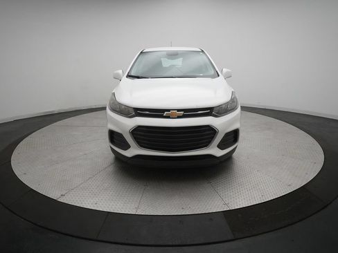 Used 2017 Chevrolet Trax LS FWD image 11