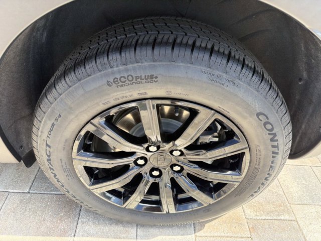 Used 2023 Cadillac XT4 Sport FWD image 33