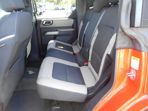 Used 2022 Ford Bronco 4-Door AWD/4WD image 11