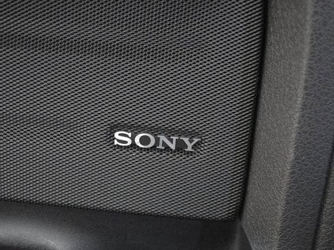 Used 2013 Ford F150 Limited image 30